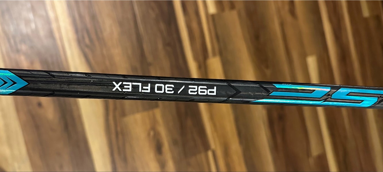 Junior Bauer Pulse Left Hand Hockey Stick P92 30 Flex (Used)