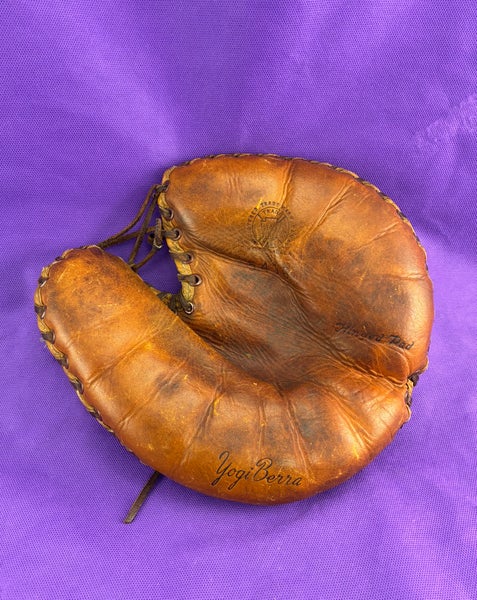 Yogi Berra Catcher's Baseball Glove 32"