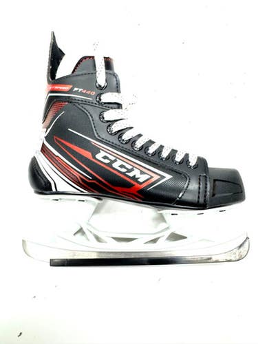Used CCM FT440 Intermediate Hockey Skate Intermediate 4.0 11860-S000302867