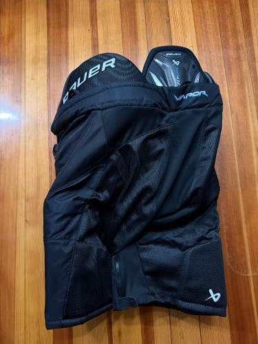 Men's Senior Large Bauer Vapor Flylite Hockey Pants (Used)