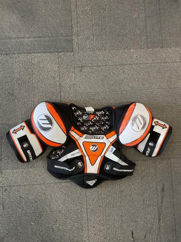 Used WinnWell GLITE Junior Shoulder Pads Black/Orange/White MD 11614-S000228302