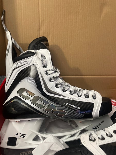2025 CCM JetSpeed FT8 Pro White Hockey Skates Regular Width 7 (New)