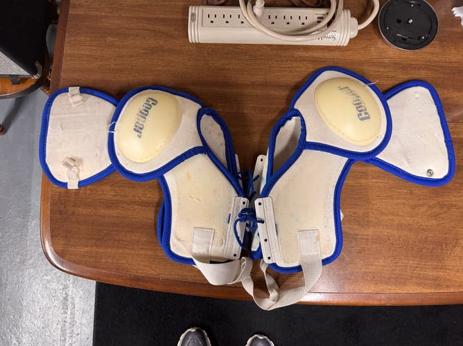 Cooper Pro SD 69 D vintage Shoulder Pads