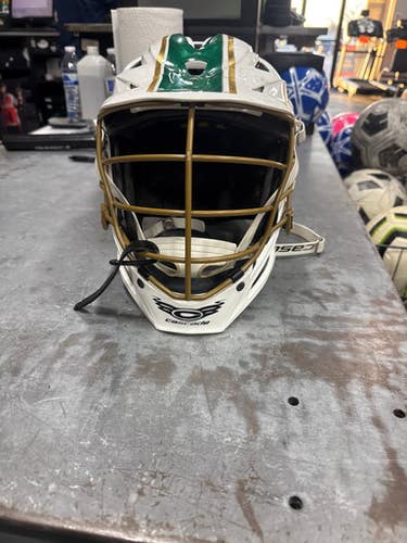 Used Cascade R Lacrosse Helmet White MD 11337-S000477252