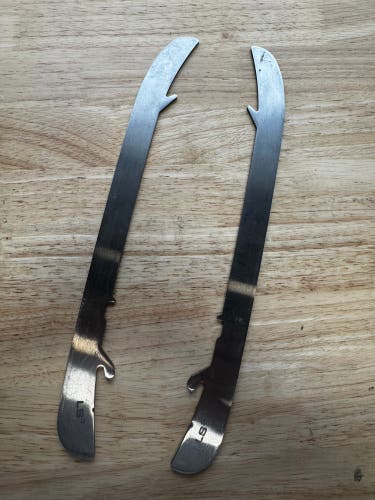 NHL Pro Stock Game Used Bauer LS3 306mm Skate Blades / Runners