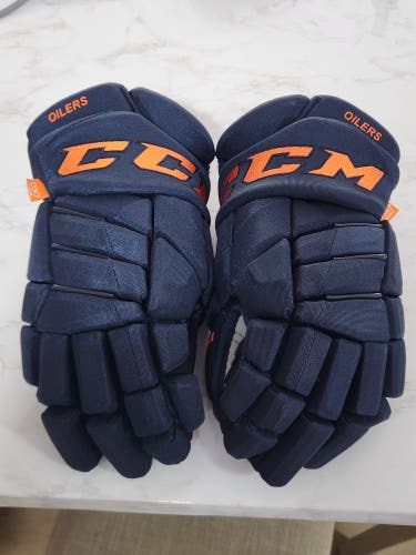 CCM HGJS Gloves 15" Pro Stock (New)