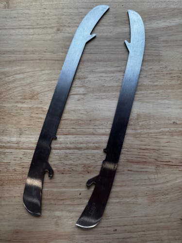 NHL Pro Stock Game Used Bauer LS3 306mm Skate Blades / Runners