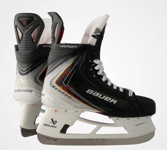 BAUER VAPOR FLYPRO SKATES SR SIZE 7 FIT 2 BRAND NEW FLY X STEEL