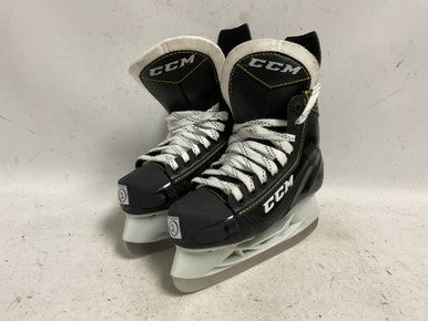 Used CCM SUPER TACKS 9350 Junior Hockey Skate Junior 02 11855-S000197324
