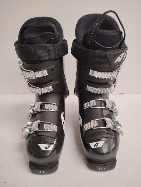 21.5 New Nordica Dobermann GP60 Jr ski boot