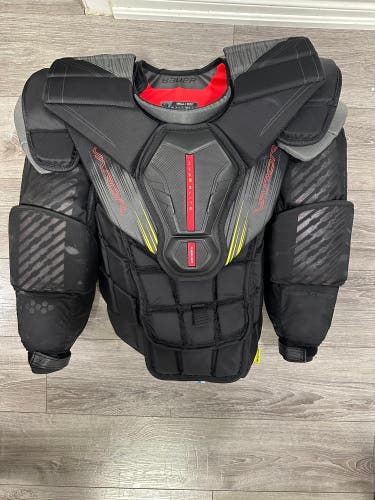 Small / Medium Bauer Goalie Chest Protector Pro Stock (read description)