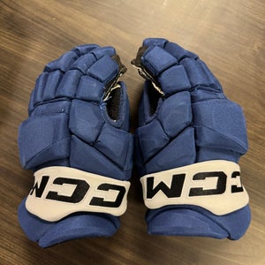 #94 CONOR GEEKIE Used CCM JetSpeed FT8 Pro Gloves 13" Pro Stock (Set 2)