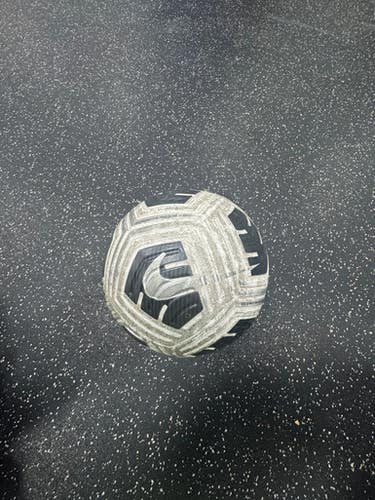 Used Nike AEROWSCULPT All Size Soccer Ball White 5 11849-S000034978