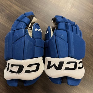 #25 DYLAN DUKE Used CCM HGTKPP Gloves 13" Pro Stock (Set 1)