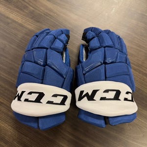 #25 DYLAN DUKE Used CCM HGQLXP Gloves 13" Pro Stock (Set 3)