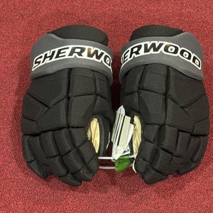 Tampa Bay Lightning Sher-Wood Rekker Morph 1 Gloves (New) Item#TBL