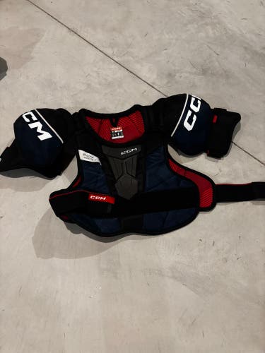 Men's Medium Senior CCM Next Shoulder Pads (Used)