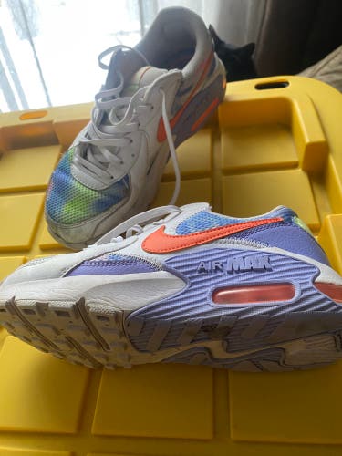 White Unisex 6.5Y (Big Kids / Youth) Youth Nike Air Max Excee Shoes (Used)
