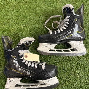 Bauer Supreme M40 Hockey Skates I Size 5.5 Fit 2 (Used)