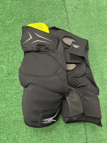 Junior Medium Bauer Supreme S190 Girdle with Shell (Used)