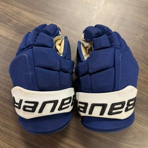 #94 CONOR GEEKIE Used Bauer Supreme Mach Gloves 13" Pro Stock (Set 1)