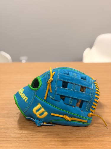 2025 Wilson A2000 PP05 RH Infield Baseball Glove 11.5" (New)