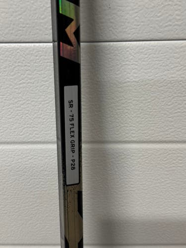 Senior CCM Ribcor Trigger 10 Pro Left Hand Hockey Stick P28 75 Flex (New)