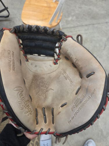 Rawlings RH Catcher's Heart of the Hide Baseball Glove 33" (Used)