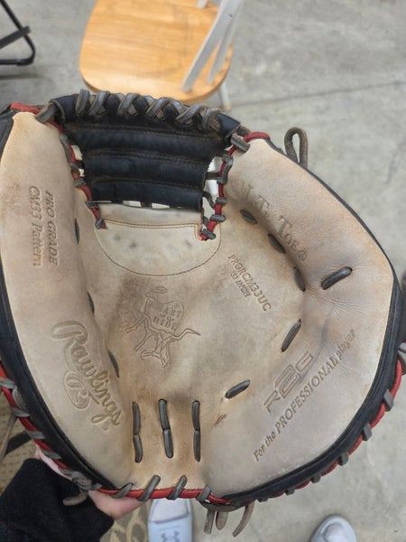 Rawlings RH Catcher's Heart of the Hide Baseball Glove 33" (Used)