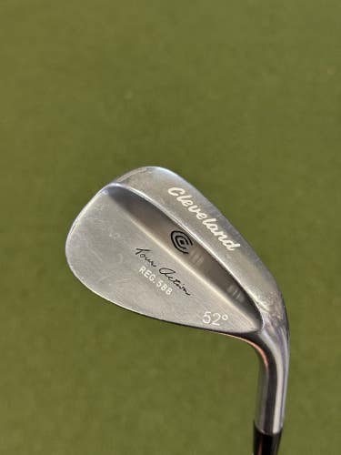 Cleveland Tour Action Reg588 52 Gap Wedge Flex Steel Shaft NICE