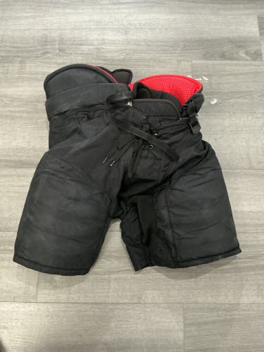 Men's Senior Medium CCM HP45 Hockey Pants (Used)