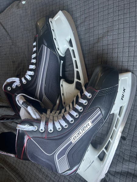 2015 Bauer Vapor X300 Hockey Skates Regular Width 12.5 (Used)