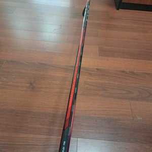Senior CCM JetSpeed FT7 Pro Left Hand Hockey Stick P28 80 Flex (New)