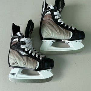 Youth Mission Hockey Skates Regular Width 11 (Used)