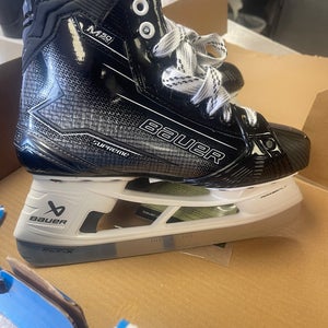 2024 Bauer Supreme M50 Pro Hockey Skates 6.5 (New)