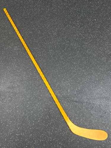 Intermediate Left Hand P28 65 Flex Pro Stock (New) Goldout Stick Item#CC68G
