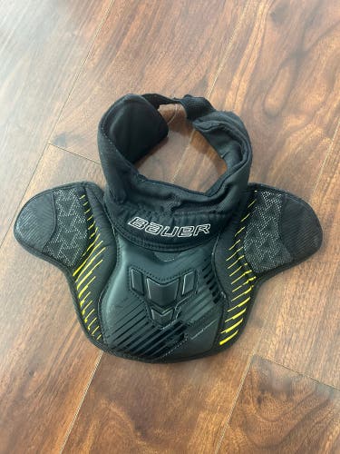 Bauer Jr. Goalie Neck Protector (Used)
