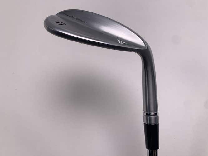 TaylorMade Milled Grind 4 Chrome Lob Wedge LW 60* 8 DG Tour Issue 115g RH