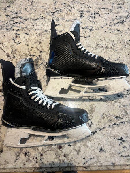 Pro StockBauer Supreme Shadow Hockey Skates Size 10 Fit 3