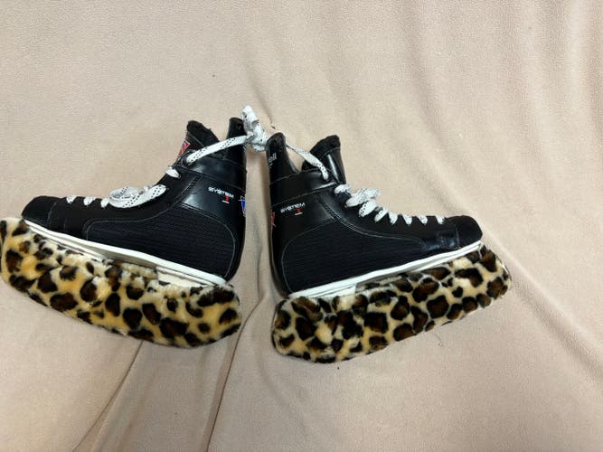 Riedell Hockey Skates 5 (Used)