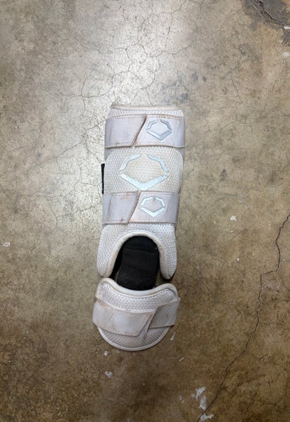 White Junior EvoShield Leg guard Shin Guards (Used)