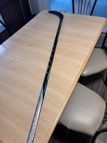 Senior Bauer Nexus Tracer Right Handed Hockey Stick P28 70 Flex (New)