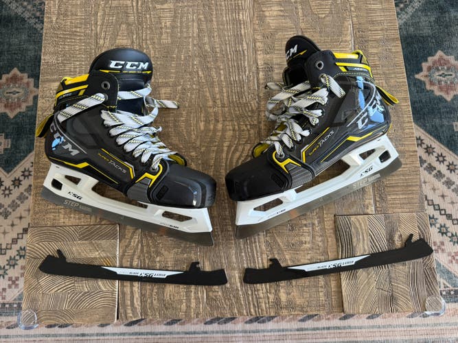 CCM Super Tacks AS3 Pro Hockey Goalie Skates Regular Width 7.5 (Used)