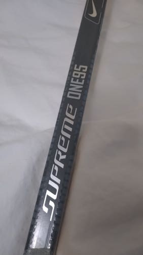 Nike Bauer Supreme One95 RH Hockey Stick PM9- 112