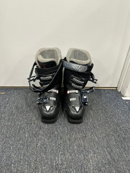 Tecnica Rival X5 Ski Boots 245MP
