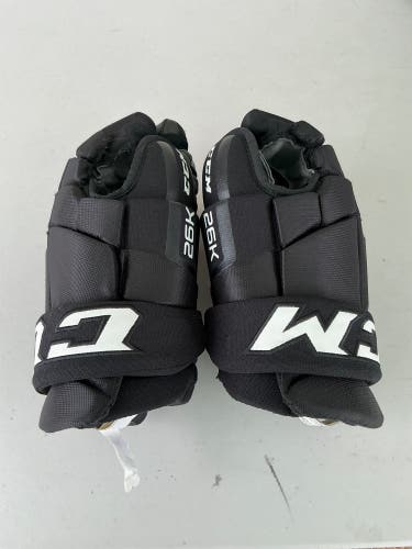 Black Senior CCM 26K Gloves 14" (Used)