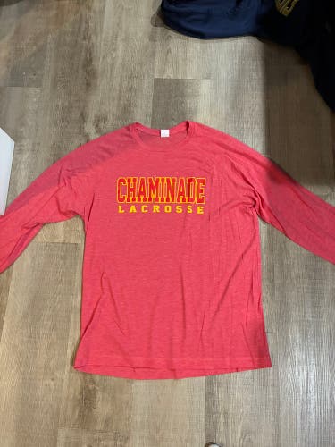 Red Medium Men's Shirt (Used)