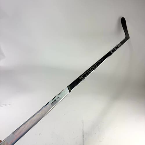 New Left Chrome CCM Jetspeed FT6 Pro | 80 Flex P28 Curve Grip | J498