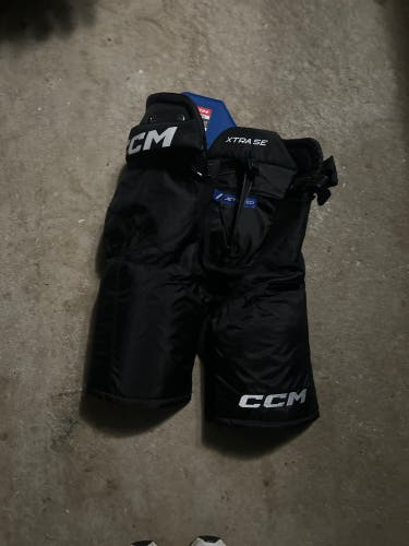Senior Small CCM JetSpeed LE Hockey Pants (New)