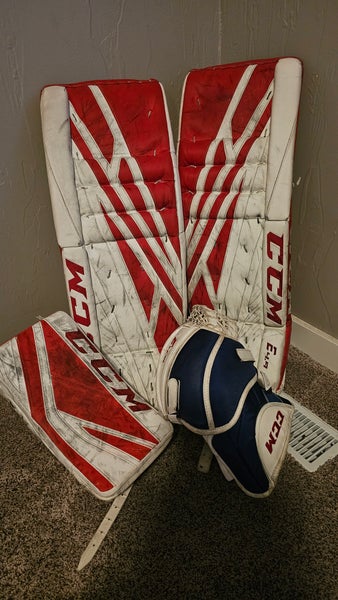 33" CCM Extreme Flex 4.9 Goalie Leg Pads (Used)